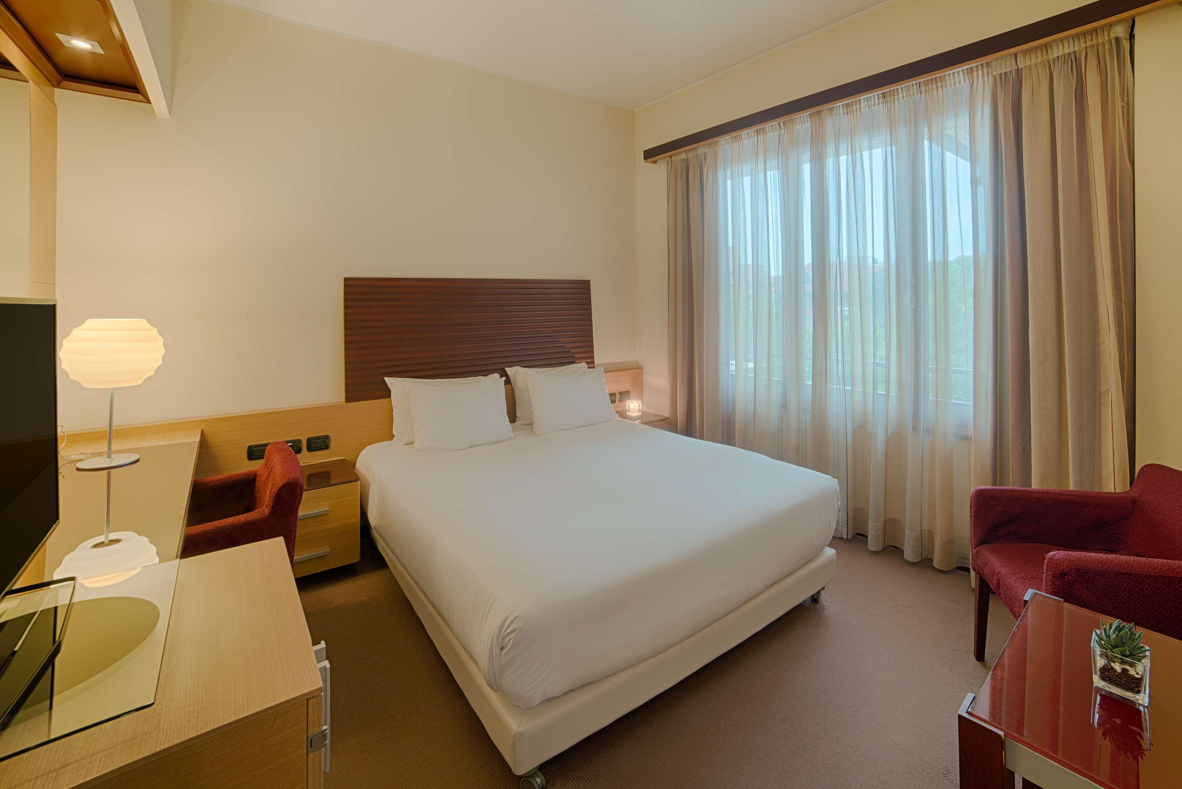 Nh Milano 2 Residence Segrate Εξωτερικό φωτογραφία